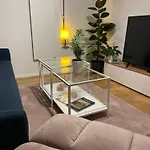Sonnenhalde- Moderne Wohnung- 3 Schlafzimmer- Neubau-ruhige Lage Διαμέρισμα
