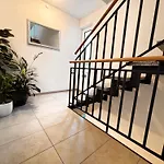 Sonnenhalde- Moderne Wohnung- 3 Schlafzimmer- Neubau-ruhige Lage *