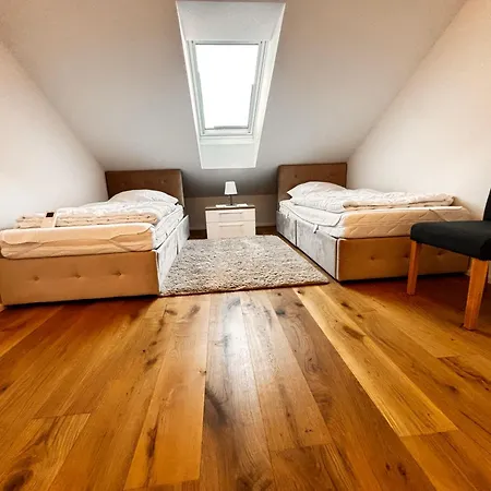 Appartement Sonnenhalde- Moderne Wohnung- 3 Schlafzimmer- Neubau-ruhige Lage *